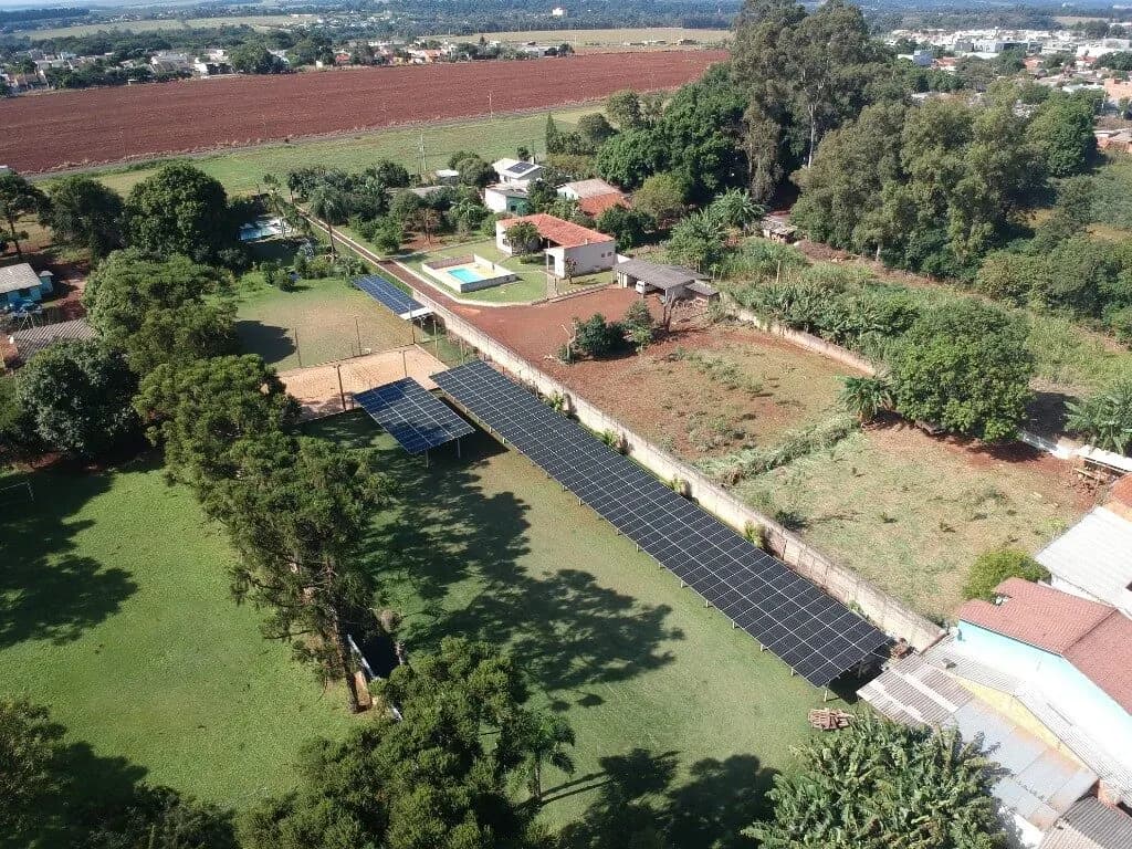 Obra pequena com estrutura Bertolini